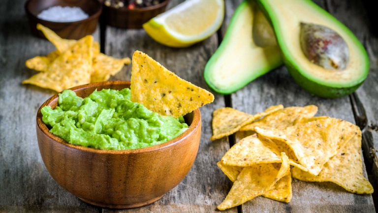 Amanti degli happy hour, attenti Tutte quelle salsine portano batteri