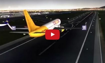 L'aereo in strada a Orio, i video con la simulazione dell'incidente