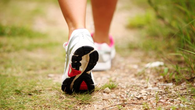 60 minuti al giorno di sport bastano a compensare 8 ore fermi al pc