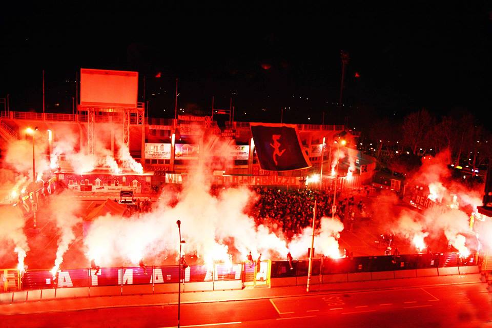 Il cuore della Curva Nord a sostegno dei terremotati