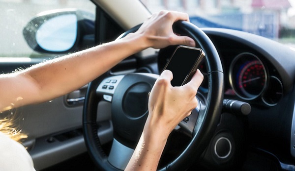 Il progetto torinese d’avanguardia contro l’uso del cellulare in auto