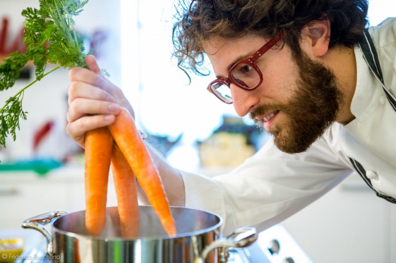 Ronzoni torna a Hell’s Kitchen (e intanto si dà al veg creativo)