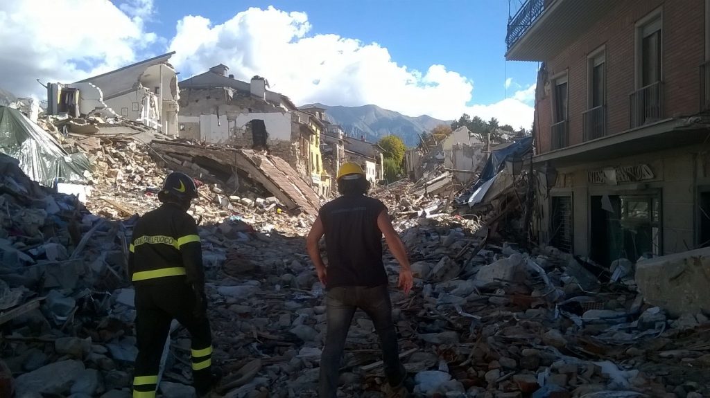 Il Bocia tra le rovine di Amatrice e quell’incontro sfiorato col Papa