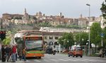 La strana storia dei bus cittadini che non salgono più in Città Alta