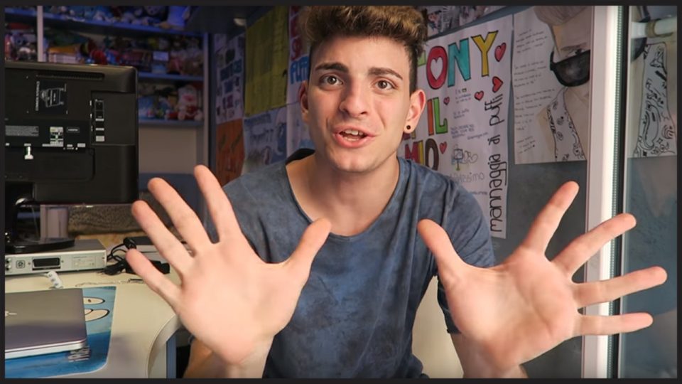 Stella di YouTube all’Oriocenter Antony Di Francesco e il suo libro