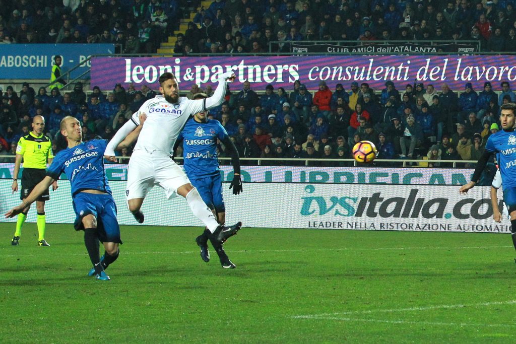 Empoli's forward Levan Mch'edlidze scores the gol of 0-1 the Italian Serie A soccer match Atalanta vs Empoli at Stadio Atleti Azzurri d'Italia in Bergamo, Italy, 20 December 2016. ANSA/PAOLO MAGNI