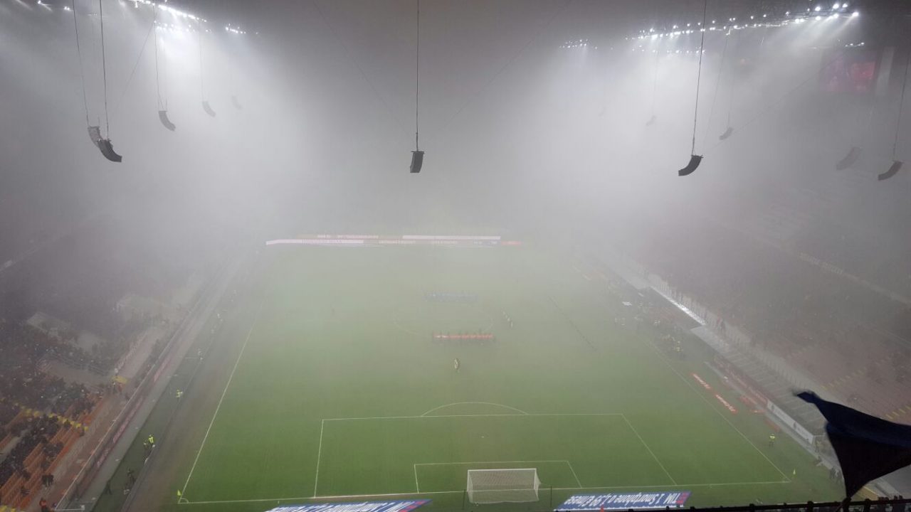 Il riassunto di Milan-Dea su Twitter? «Nebbia, pinguini e uno 0-0»
