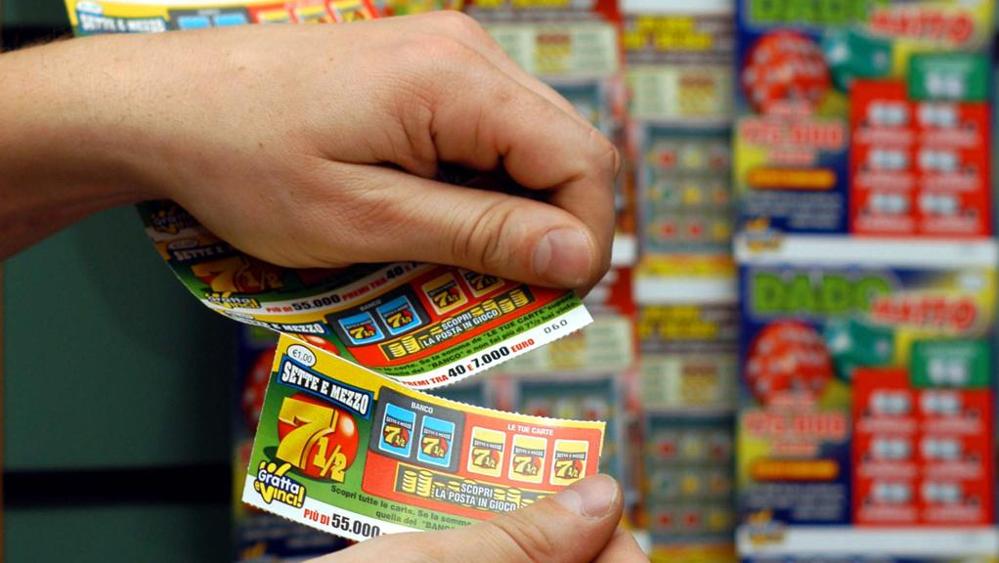 La guerra santa del sindaco Gori contro il gioco d’azzardo