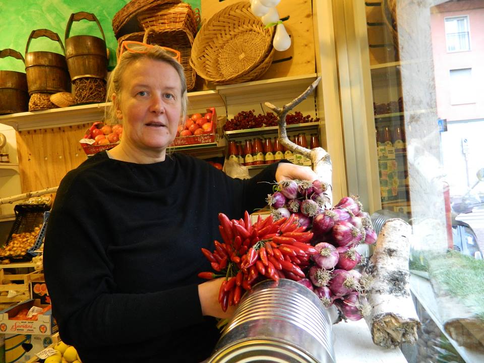 L’Ortofrutta Elena Valietti a Zanica compie 80 anni e si dà al vegan