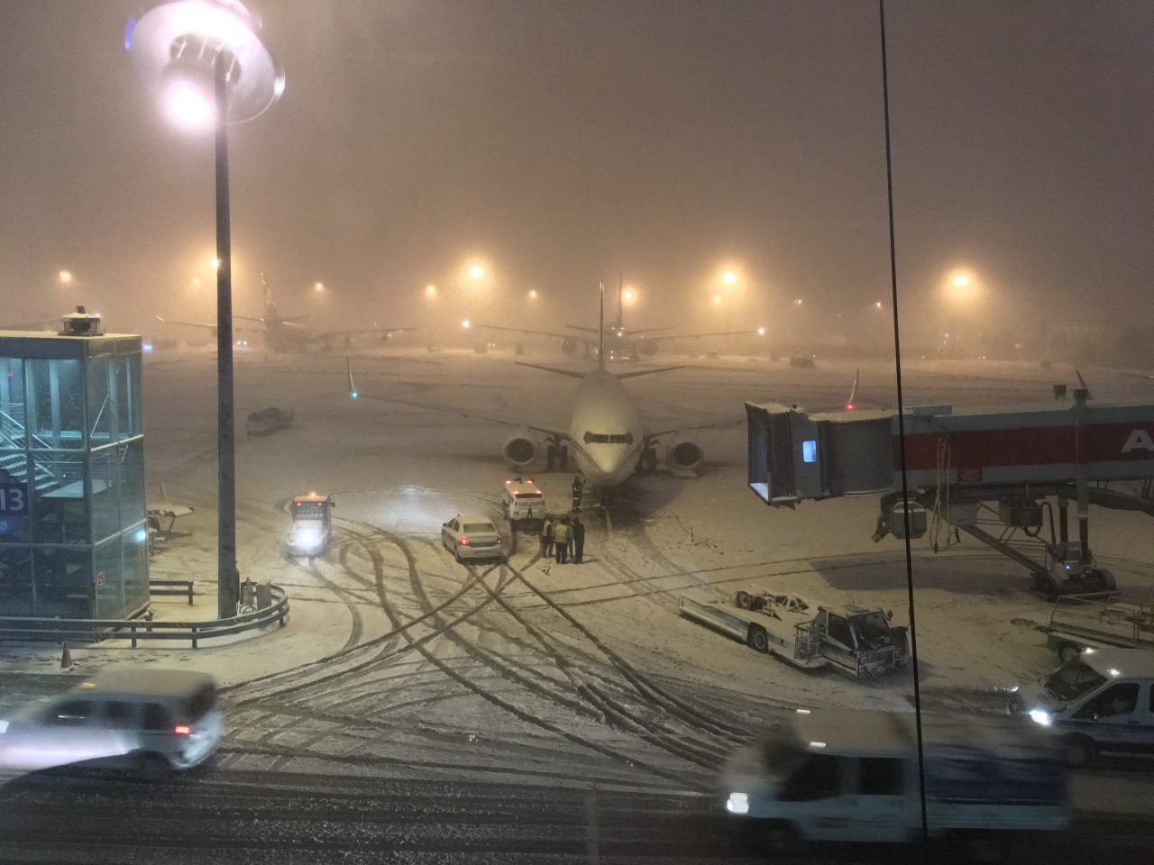 Istanbul, nevicata da record Bloccati in migliaia, anche Misiani