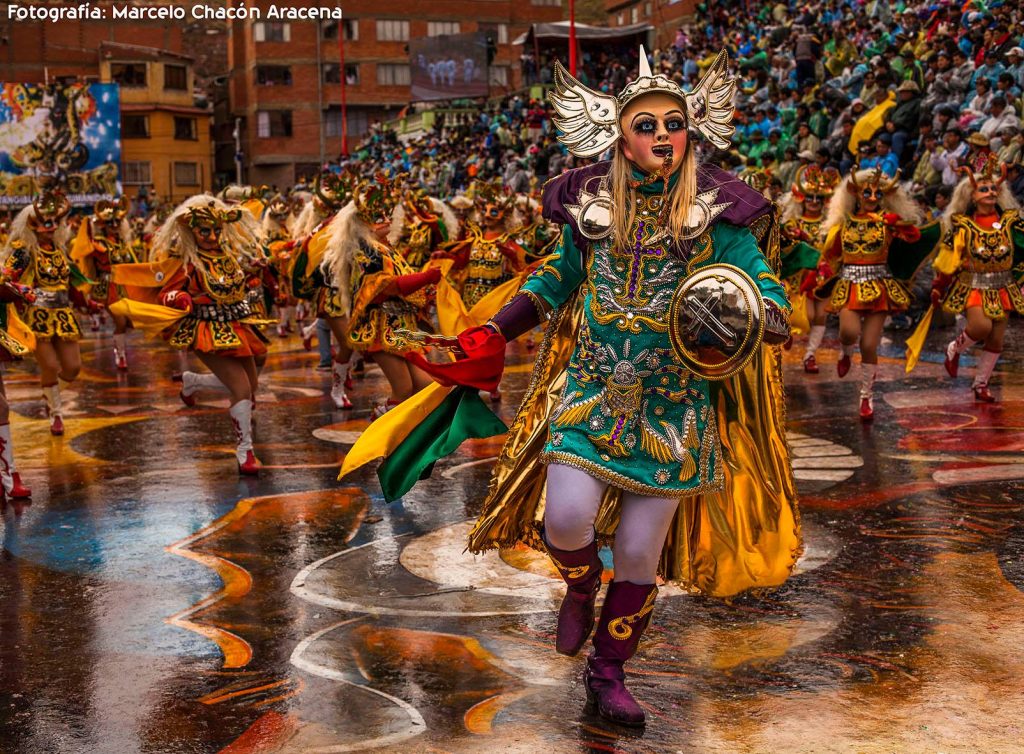 Bolivia Angel y Diablada para comunicado