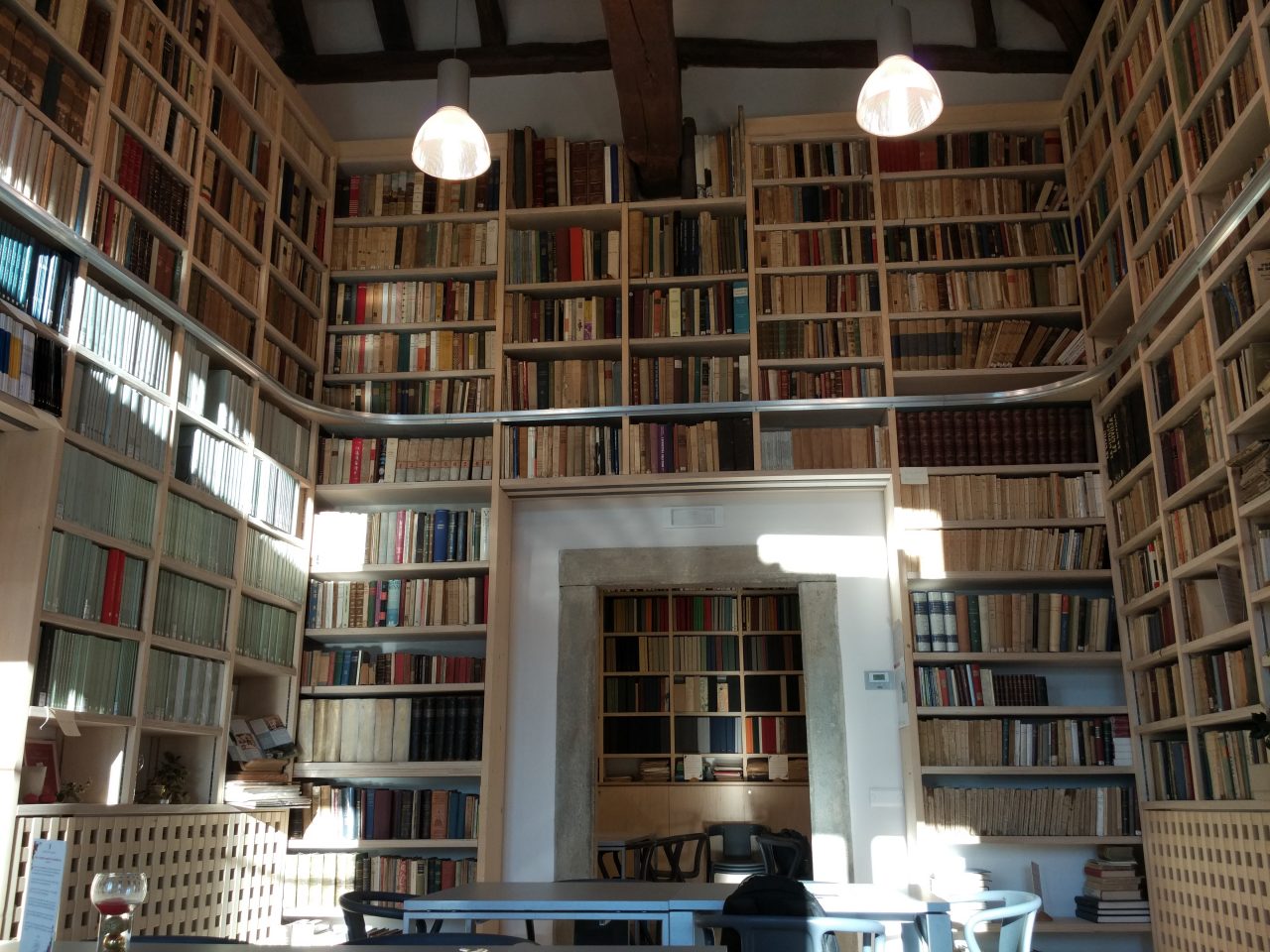 La Bibliosteria di Corna Imagna (sì, avete capito bene: bibliosteria)