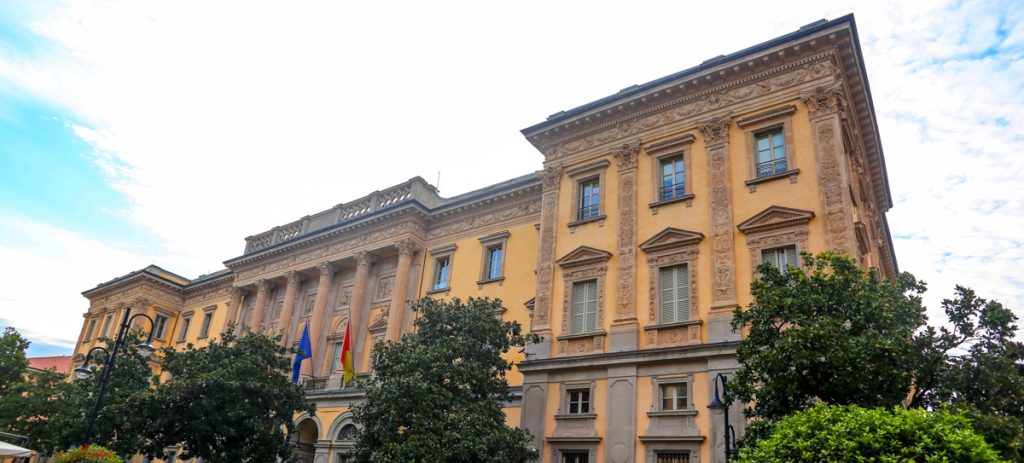 La questione Prefettura e Provincia Una convivenza assai problematica