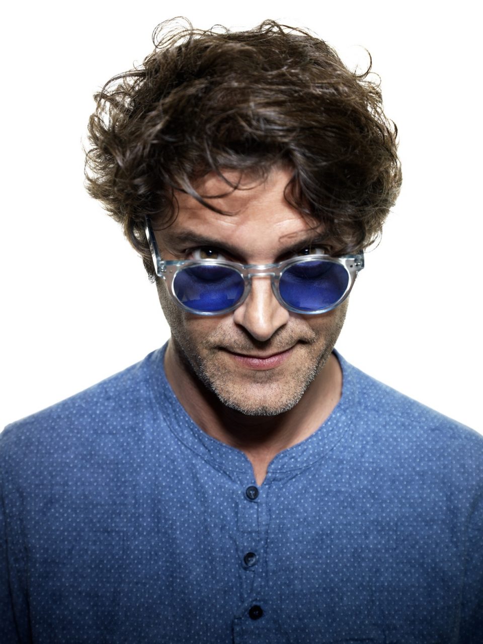 Bersani (Samuele) canta tutte le hit Sì, anche Giudizi universali e Freak