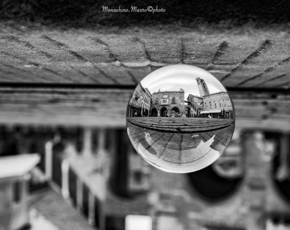 Piazza Vecchia – Mauro Monachino