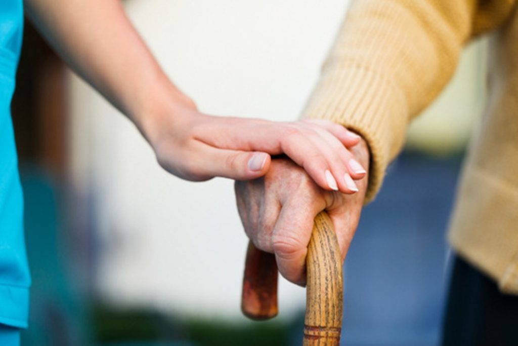 Non siamo un Paese per vecchi E la questione ricade sui figli