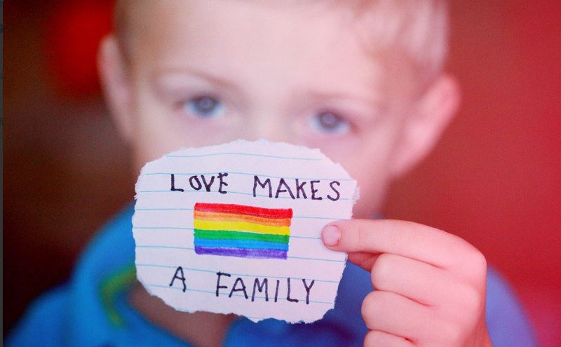 Come la stepchild adoption è realtà anche senza le scelte della politica