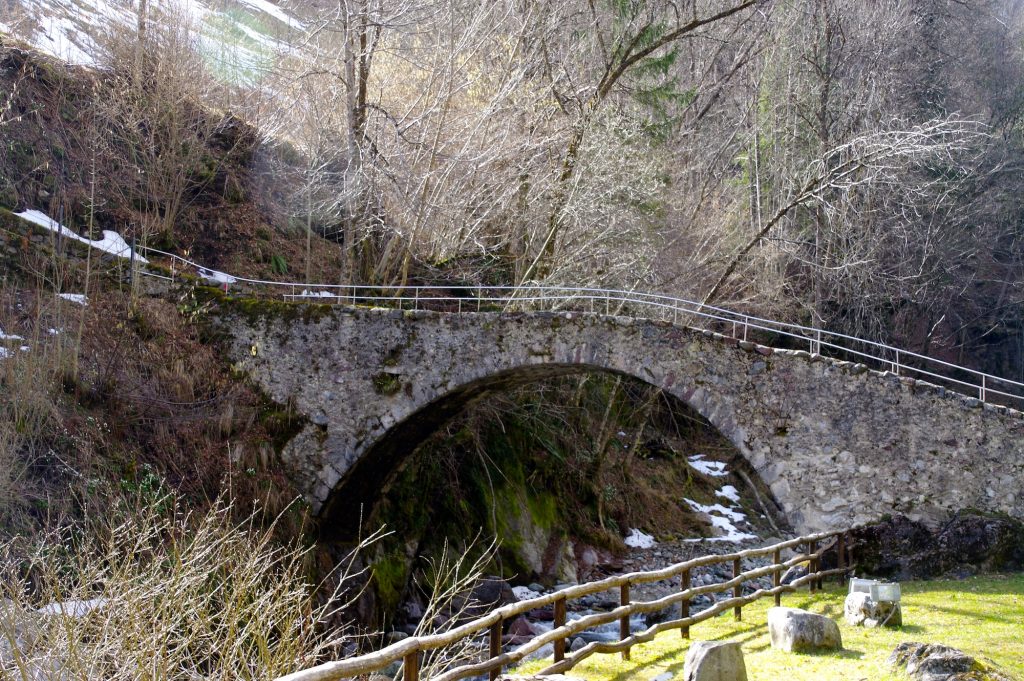 6 - L'antico ponte dei Bolgia