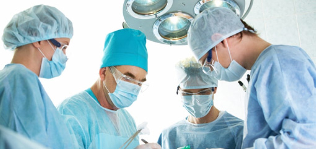 Tre operazioni alle coronarie e invece era mal di stomaco