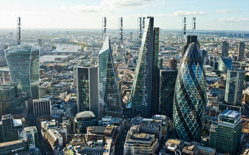 Sematic sale sugli ascensori nel cuore della City di Londra