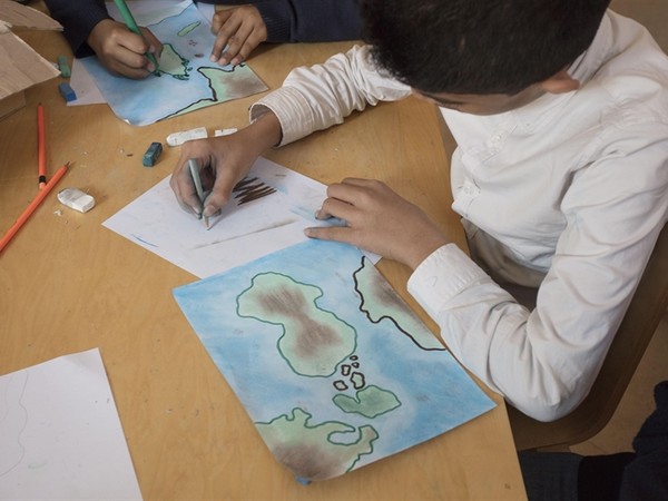 Le isole fantastiche di Matteo Rubbi L’artista di Seriate amato nel mondo