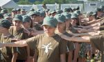 Piccole penne nere crescono nel campo scuola degli alpini