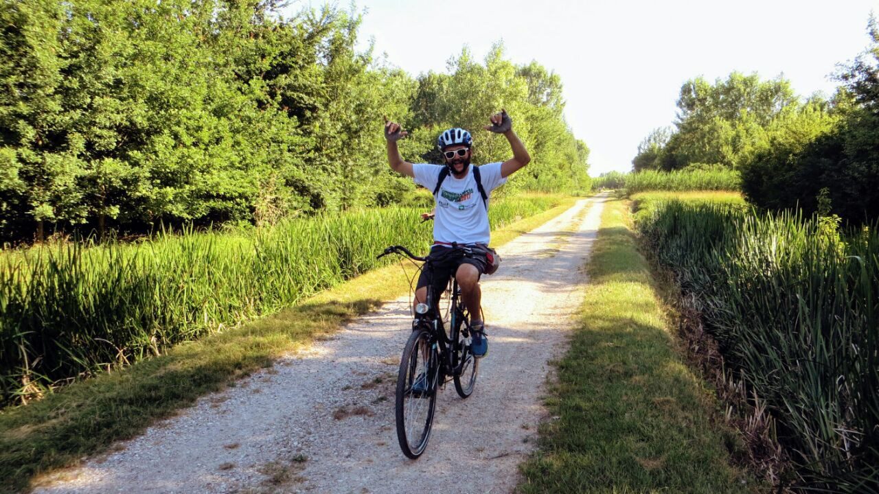 Come si vive di e per la montagna Marco, guida a piedi e su due ruote