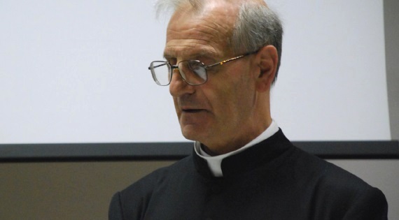 Un rigoroso, tenerissimo maestro Intervista a Monsignor Sana