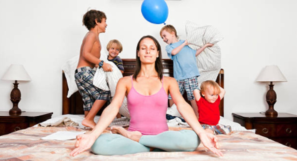 10 frasi delle mamme orobiche sui figli a casa da scuola