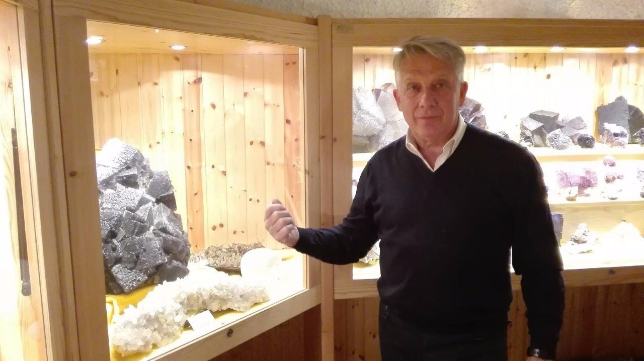 La cena con museo a Pradella Prima le erbe, poi i minerali
