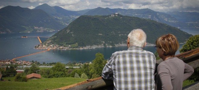 The Floating Piers, l'opera dell'artista Christo aperta al pubblico