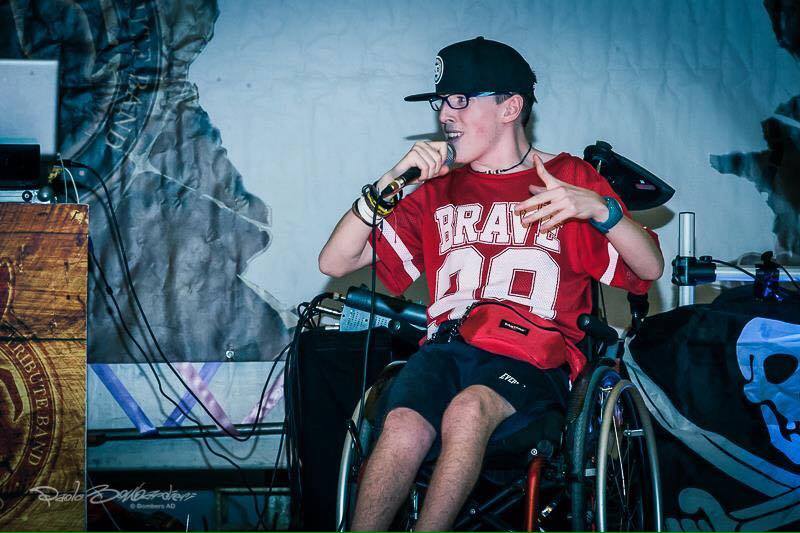 Cris Brave, diversamente rapper