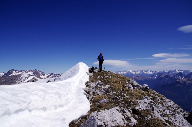 10 - La cresta in direzione del Monte Ferrante