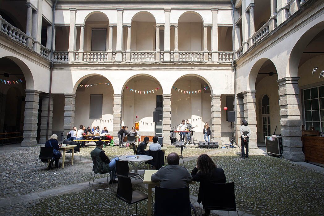 Maddalena, un chiostro tutto matto Cultura, cibo, drink allo Spazio Mad