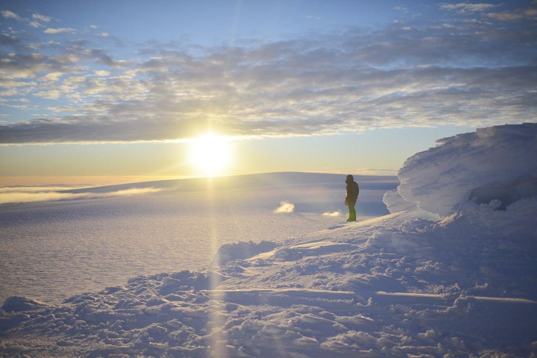 alex-bellini-sul-ghiacciaio-vatnajökull