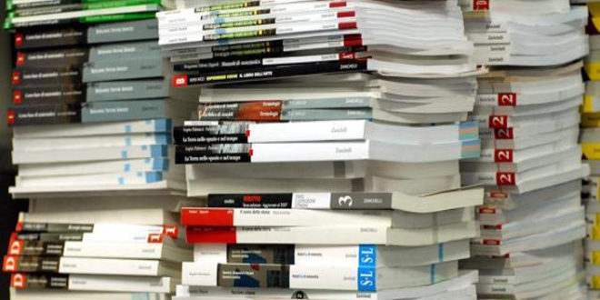 Pensieri segreti di una commessa Le madri in lotta per i libri di scuola