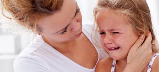 Genitori, in questi giorni di ferie attenti all’otite del nuotatore