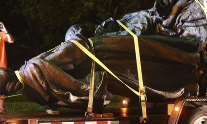 Le statue abbattute dei Confederati L'ultimo dilemma politico degli Usa