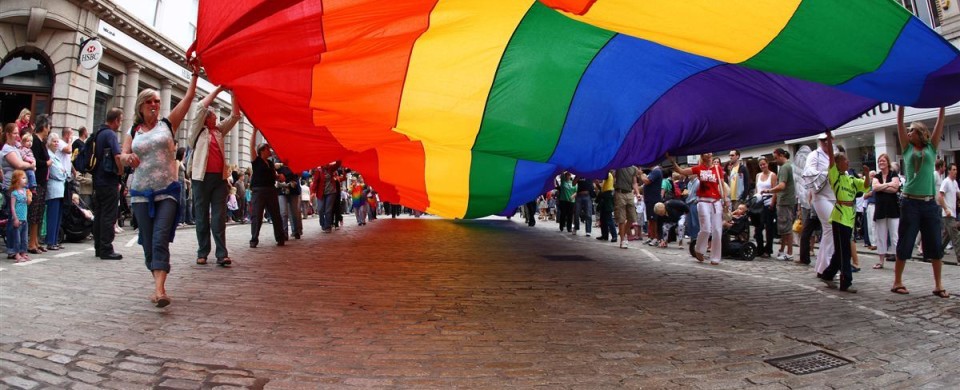 Nasce la squadra di pallavolo… gay A Bergamo, sport contro l’omofobia