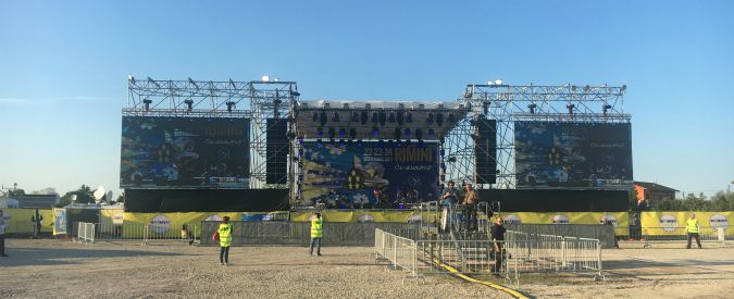 Cinque notizie che non lo erano Una sulla folla 5 stelle a Rimini