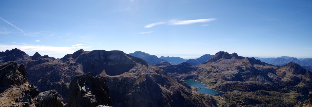 Su fino alla meraviglia in cima Escursione al Pizzo del Becco