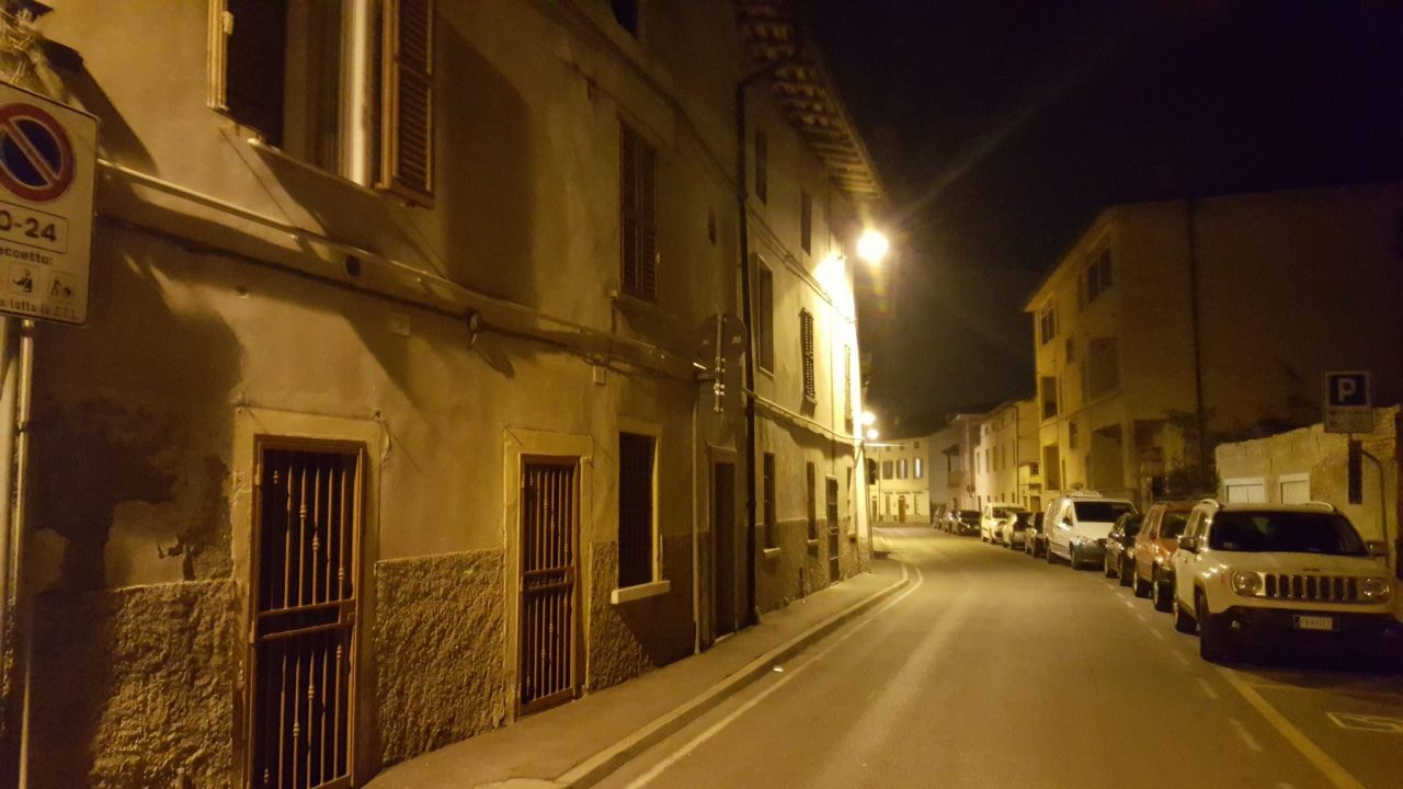 Scorge il fantasma della nonna ma è solo un occupante abusivo