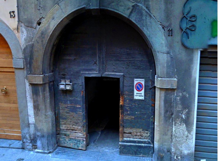 La bega tra Comune e cittadini sul futuro dell’ex Principe di Napoli