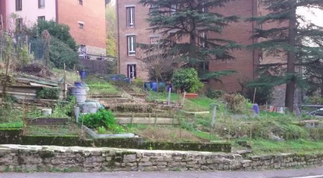I volontari degli orticelli storici L’orgoglio (ferito) di via Ponchia