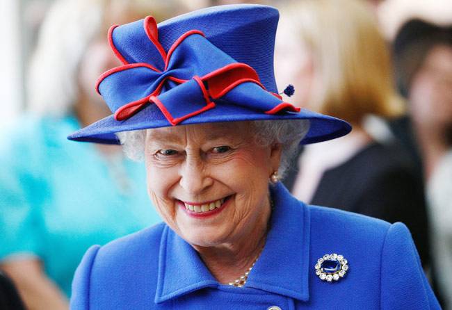 Di regina ce n’è davvero una sola (sapete che non ha il passaporto?)