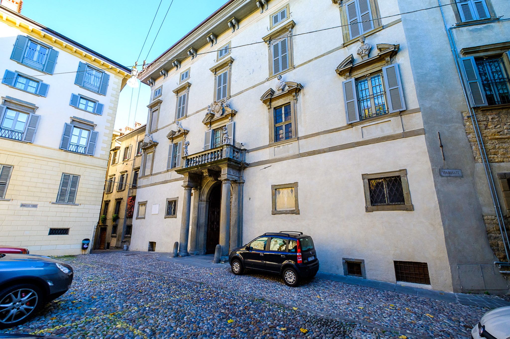12b_L’ingresso di Palazzo Terzi (XVII e XVIII sec.) in Città Alta