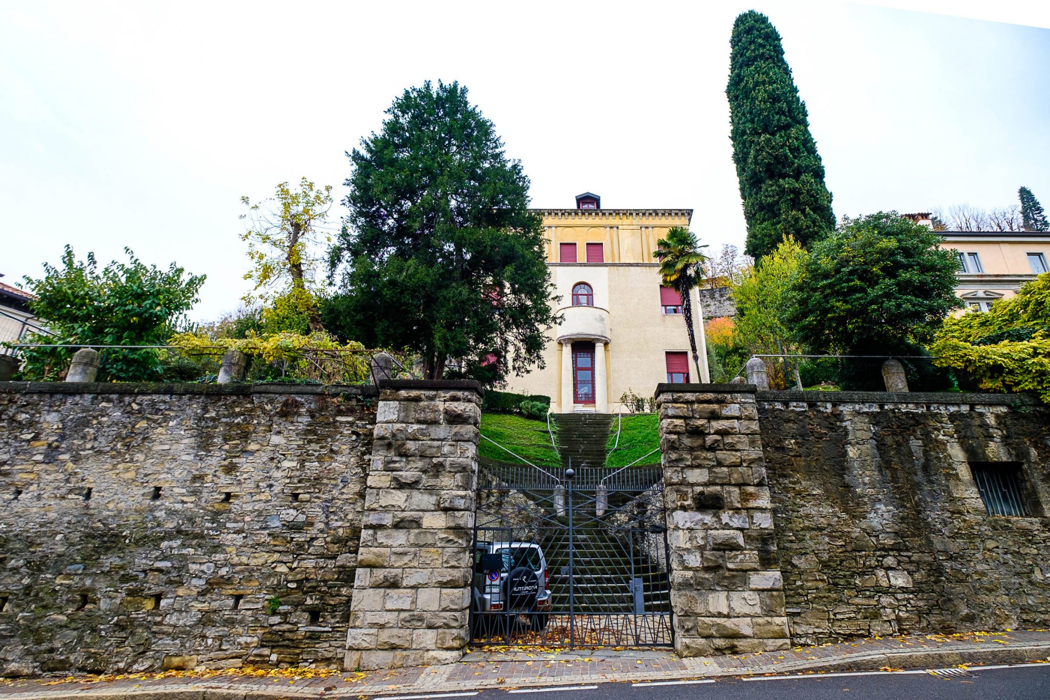 13b_Villa Pizzigoni in Viale Vittorio Emanuele progettata dall'architetto Pino Pizzigoni