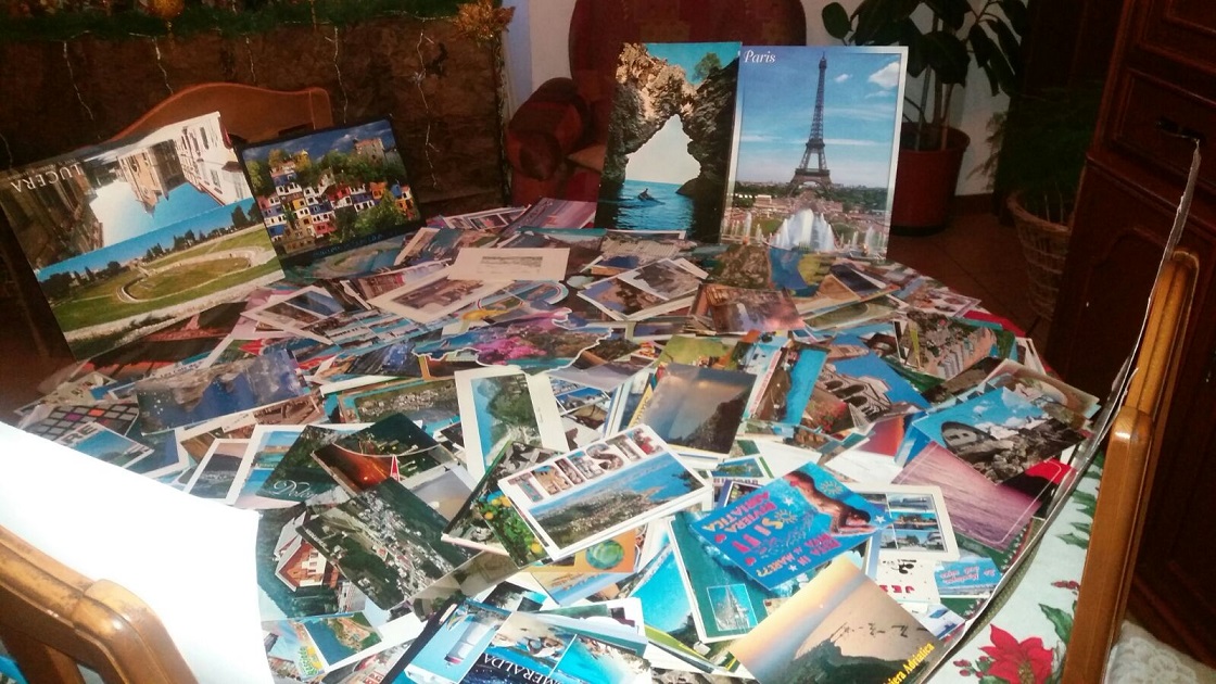 Adesso Alessio punta al guinness con le sue oltre 57mila cartoline