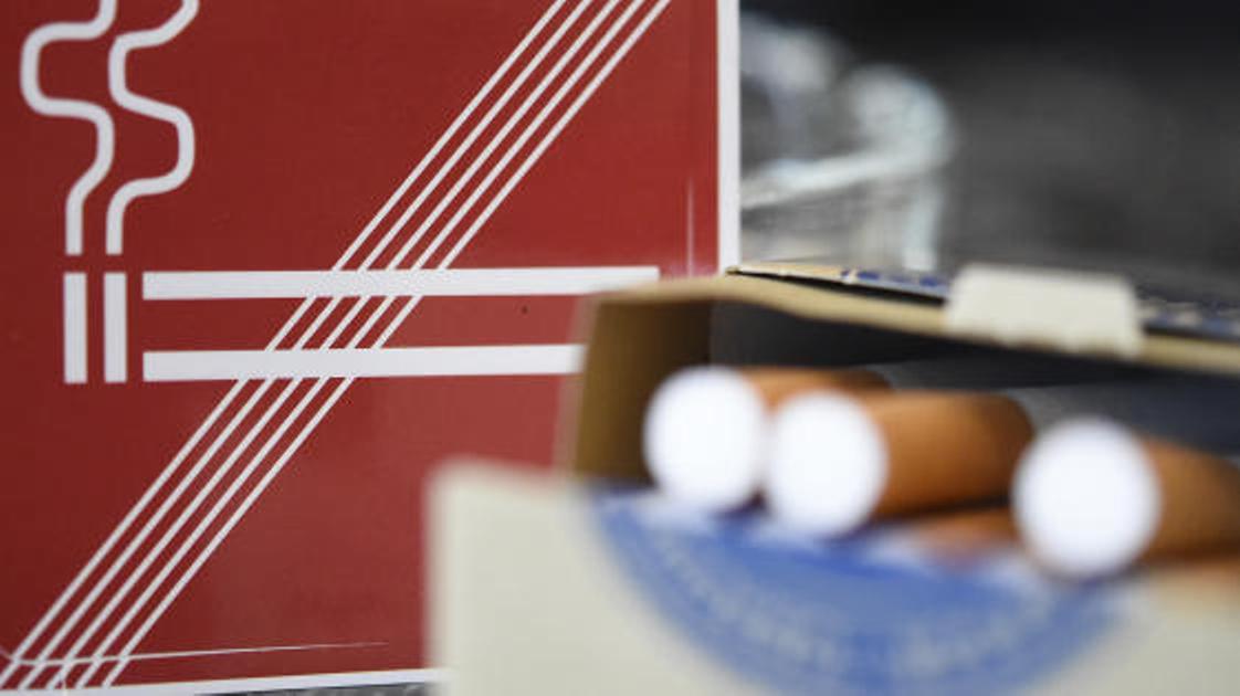 La destra austriaca salverà il fumo Concessa la sigaretta nei locali