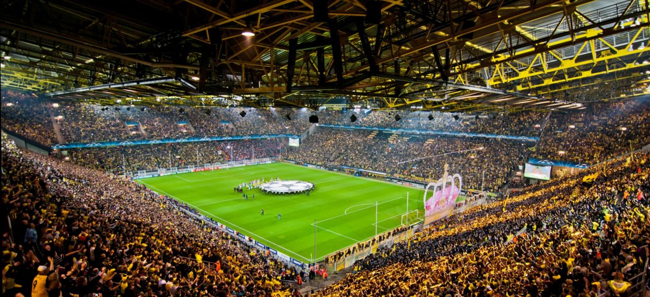 Chei de la Coriera a Dortmund (come ha fatto anche la Nord)
